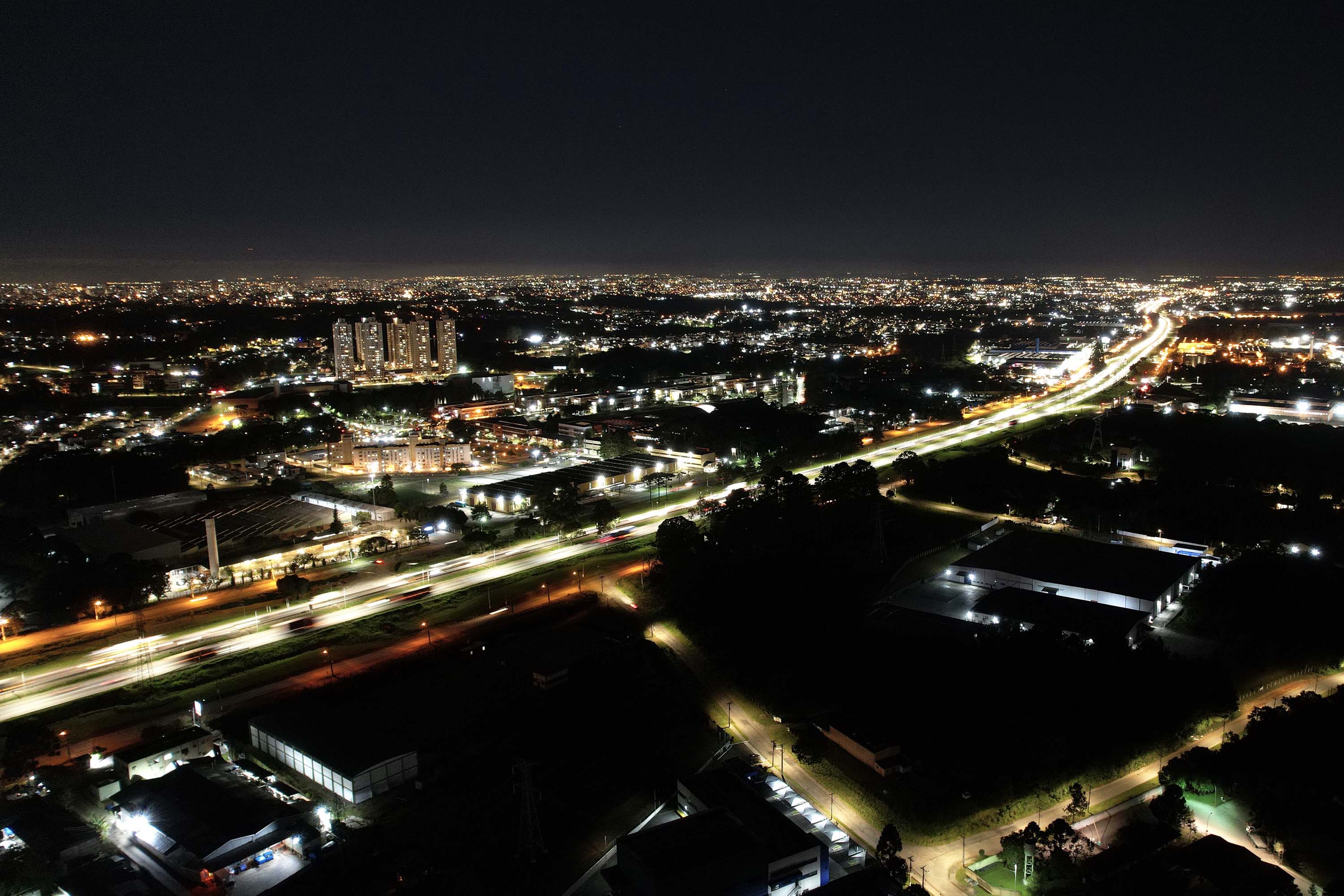 Iluminação do Contorno Sul de Curitiba