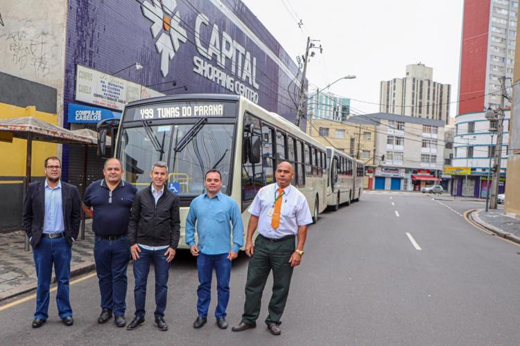 Foto da primeira viagem do ônibus