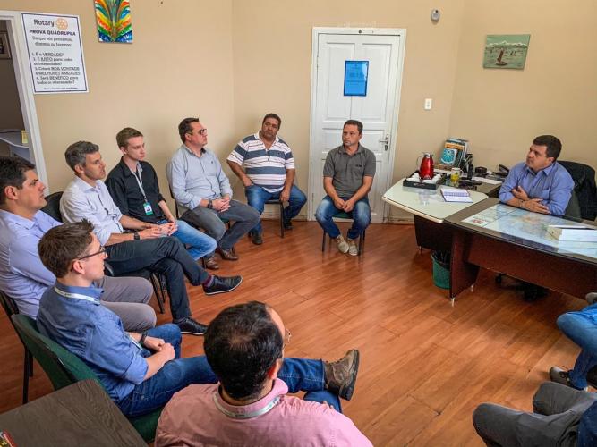 Fotos da reunião em Tijucas do Sul