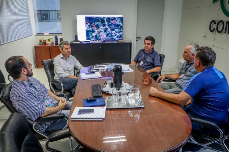 Foto da reunião com vereadores