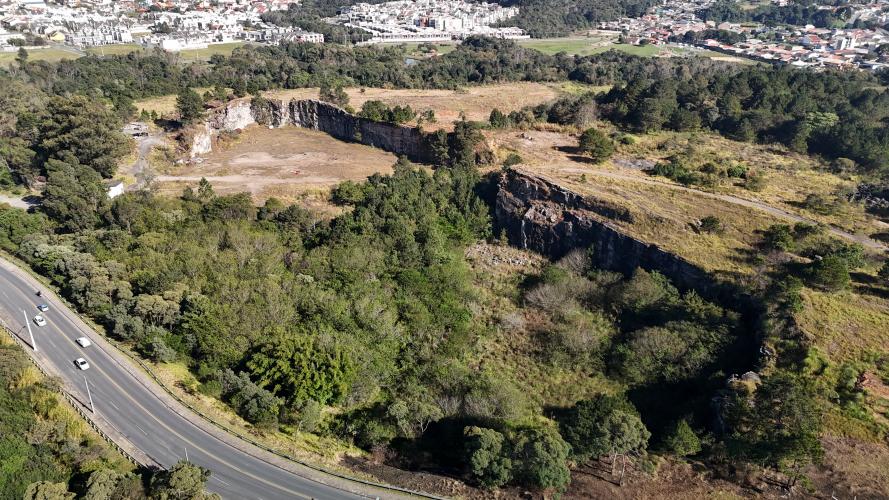 Pedreira Parque Atuba - AMEP