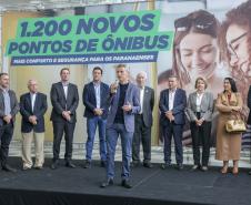 Estado vai distribuir 1.200 novos abrigos para pontos de ônibus em cidades metropolitanas