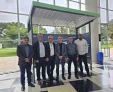 Estado vai distribuir 1.200 novos abrigos para pontos de ônibus em cidades metropolitanas
