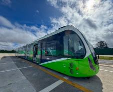 Bonde Urbano Digital trazido pelo Paraná desperta interesse no Brasil e de outros países
