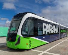 Bonde Urbano Digital trazido pelo Paraná desperta interesse no Brasil e de outros países