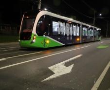 BUD chega a Piraquara para fase final de testes; operação com passageiros inicia em dezembro