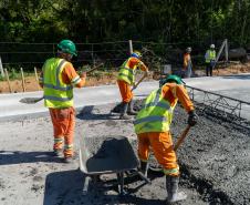 Pavimentação em concreto entre Mandirituba e São José dos Pinhais bate 50% de execução