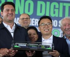 Primeiro na América do Sul: Bonde Urbano Digital começa a operar entre Pinhais e Piraquara
