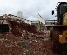 Com limpeza e sondagem do solo, obras do Terminal de Londrina começam a ganhar ritmo