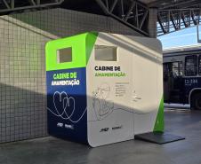 Paraná instala cabine de amamentação em terminal metropolitano e amplia conforto das mães