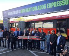 23 metros e quase 200 lugares: Paraná ganha primeiros ônibus superarticulados