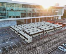23 metros e quase 200 lugares: Paraná ganha primeiros ônibus superarticulados