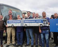 Estado entrega 37 novos ônibus Articulados Especiais para ligação entre Fazenda Rio Grande e Curitiba