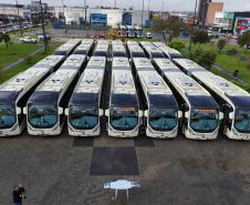 Estado entrega 37 novos ônibus Articulados Especiais para ligação entre Fazenda Rio Grande e Curitiba