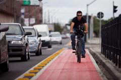 A malha cicloviária de Curitiba chegará a 400 quilômetros, com a criação de novos ramais integrados à rede atual, de 120 quilômetros, que já é a segunda maior do país. A ampliação das vias cicláveis na cidade, prevista no Plano Diretor Cicloviário, elaborado pelo Ippuc, avança na cidade com obras em ciclovias, ciclofaixas, e calçadas compartilhadas. 
