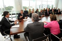 O governador Beto Richa assinou no dia 04 de setembro, no Palácio Iguaçu, em Curitiba, autorização para que a Companhia Paranaense de Gás (Compagas) firme com a Petrobras contrato de suprimento adicional de gás natural