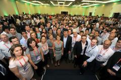 O governador Beto Richa anunciou no dia 28 de novembro, na abertura do encontro com prefeitos eleitos em Foz do Iguaçu, a criação do Programa de Modernização da Infraestrutura (Proinfra), que prevê R$ 12,5 bilhões em investimentos entre 2013 e 2014. 