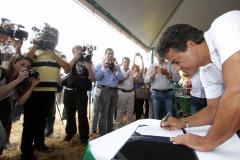 Beto Richa autorizou a contratação de estudos de engenharia e impacto ambiental para a pavimentação de rodovias de acesso aos municípios de Doutor Ulisses (Vale do Ribeira)