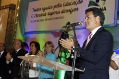 O governador Beto Richa lançou no dia 04 de março o programa Todos Iguais pela Educação, que garante para este ano um investimento de R$ 436 milhões nas escolas de ensino básico na modalidade educação especial. Durante o evento, realizado no Canal da Música, em Curitiba, 