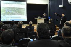 Técnicos do Departamento de Estradas de Rodagem (DER-PR) apresentaram no dia 25 de julho a representantes das prefeituras de Piraquara e Pinhais o projeto básico de duplicação da rodovia PR 415, que liga os dois municípios.