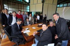 A partir de 8 de maio, os passageiros do transporte coletivo de Araucária, voltarão a pagar apenas uma passagem para se deslocarem até Curitiba.