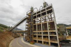 Com investimentos de cerca de R$ 900 milhões a nova cimenteira iniciou a operação recentemente, criando cerca de 600 empregos diretos e indiretos. Durante as obras, foram mais de 1,7 mil empregos.