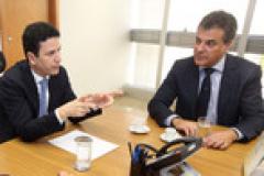 O ministro das cidades Bruno Araújo e o governador Beto Richa.