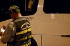 O DER-PR faz uma operação especial de fiscalização na RMC para verificar veículos que fazem o transporte coletivo intermunicipal de passageiros.