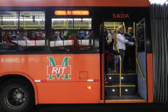Transporte metropolitano tera horario especial no feriado.