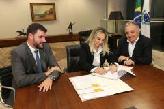 A governadora Cida Borghetti e o prefeito Marcelo Puppi.