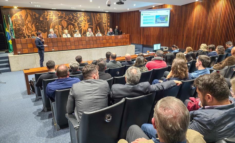 Amep apresenta na Assembleia Legislativa andamento do PDUI da RMC - Gabriel Hubner de Macedo