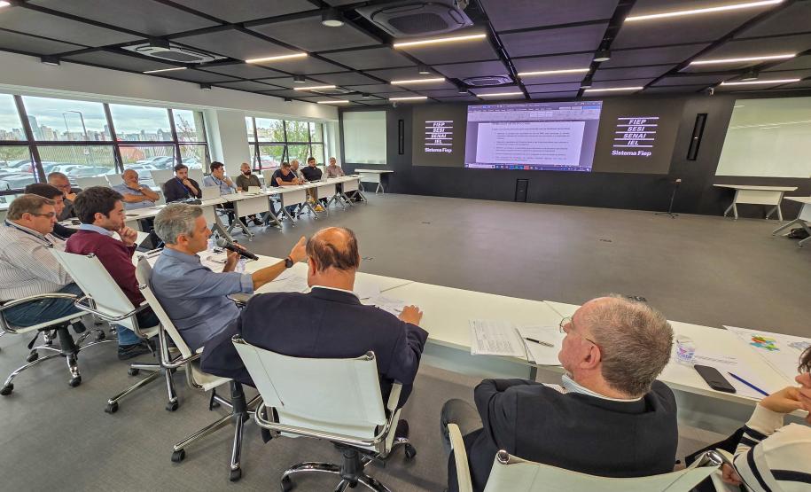 Amep recebe propostas da Fiep sobre o Plano de Desenvolvimento da RMC