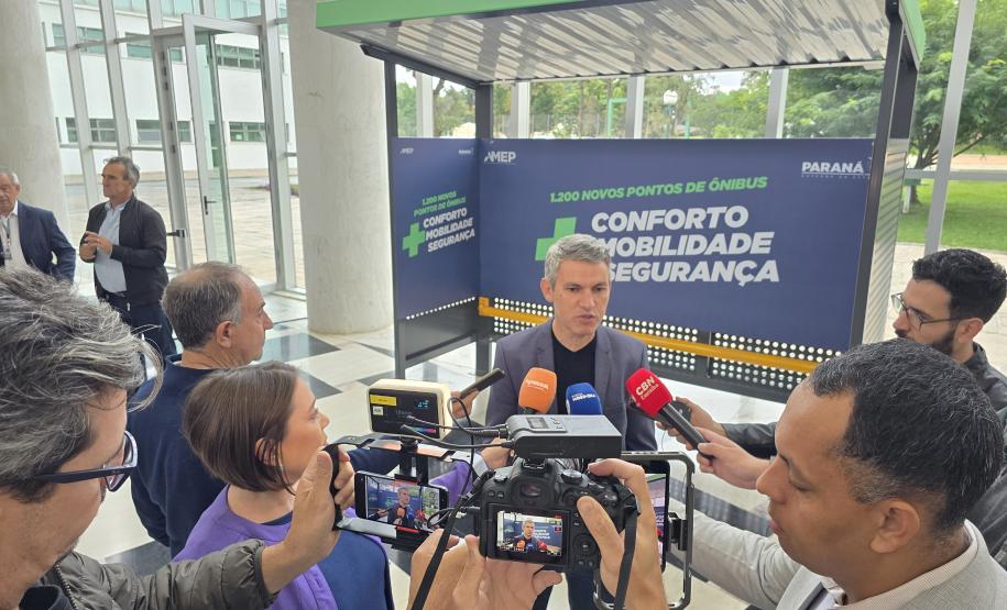 Estado vai distribuir 1.200 novos abrigos para pontos de ônibus em cidades metropolitanas