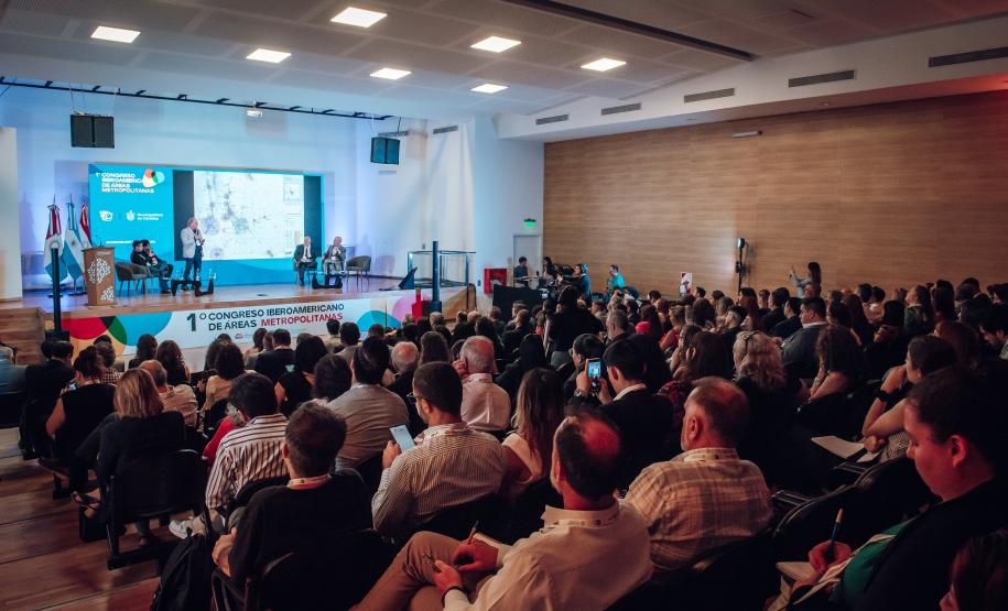 2º Congresso Ibero-Americano de Áreas Metropolitanas