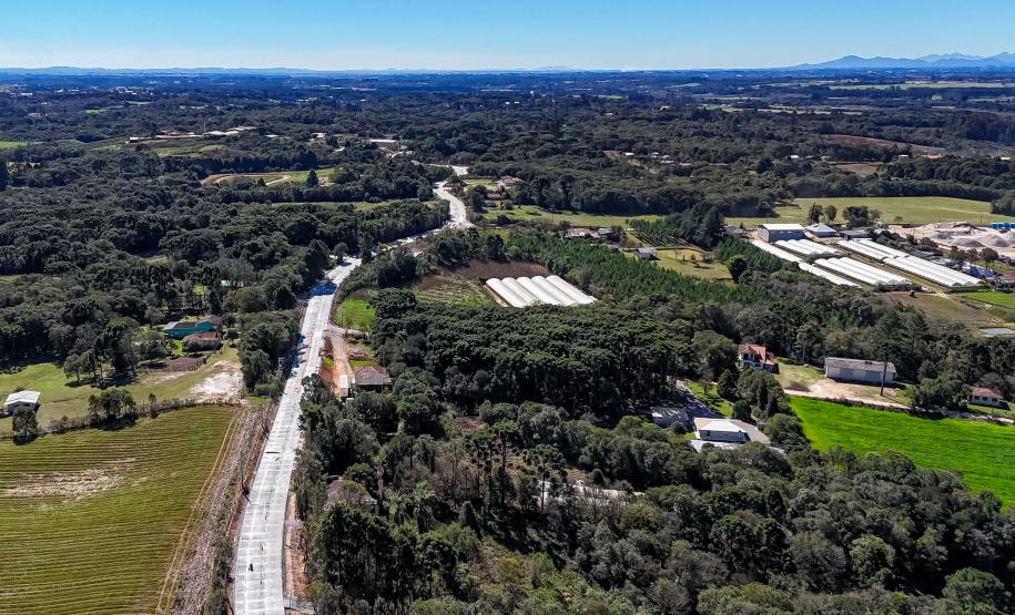 Pavimentação entre Mandirituba e São José dos Pinhais chega a 25% de conclusão