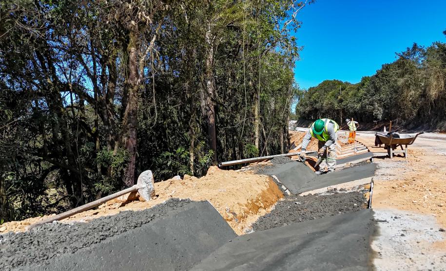 Pavimentação entre Mandirituba e São José dos Pinhais chega a 25% de conclusão