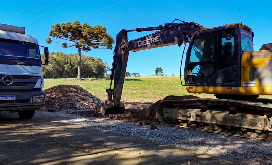 Pavimentação entre Mandirituba e São José dos Pinhais chega a 25% de conclusão