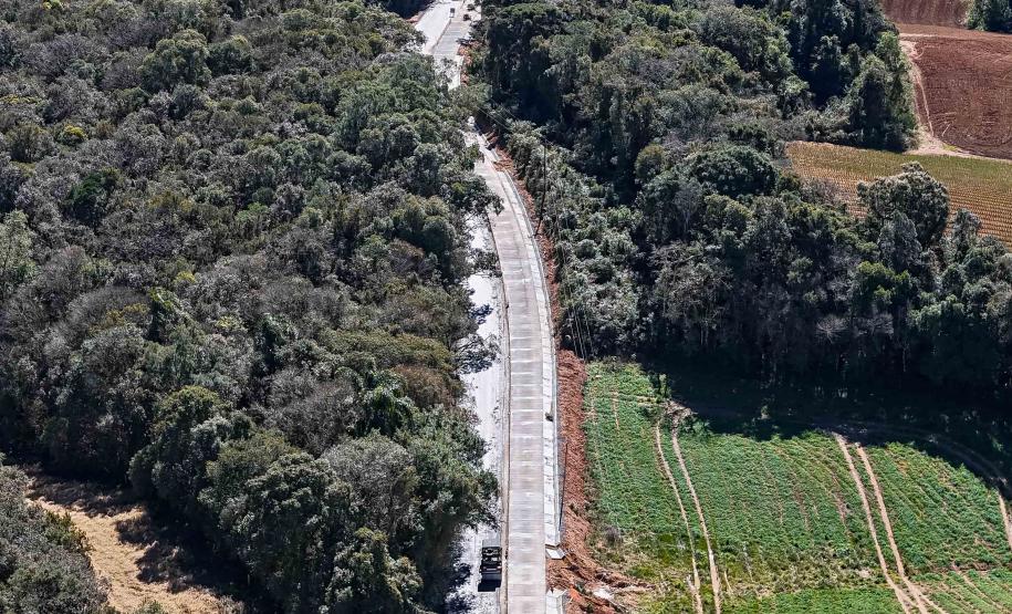 Pavimentação entre Mandirituba e São José dos Pinhais chega a 25% de conclusão