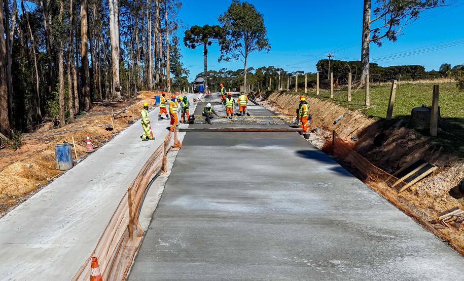 Pavimentação entre Mandirituba e São José dos Pinhais chega a 25% de conclusão