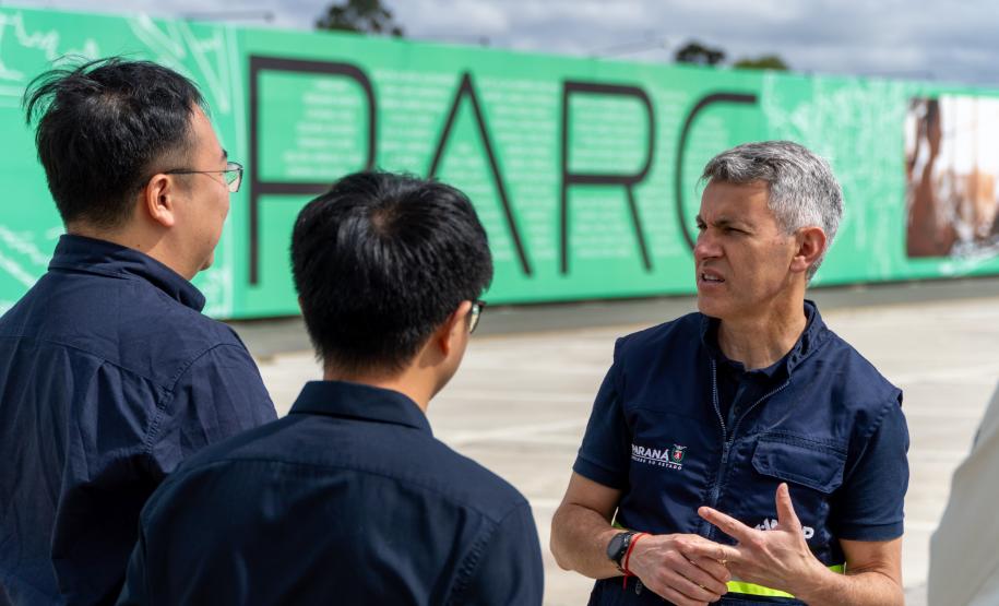 Bonde Urbano Digital trazido pelo Paraná desperta interesse no Brasil e de outros países