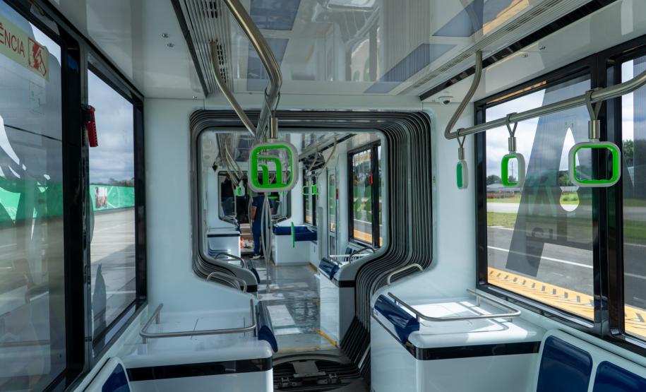 Bonde Urbano Digital trazido pelo Paraná desperta interesse no Brasil e de outros países