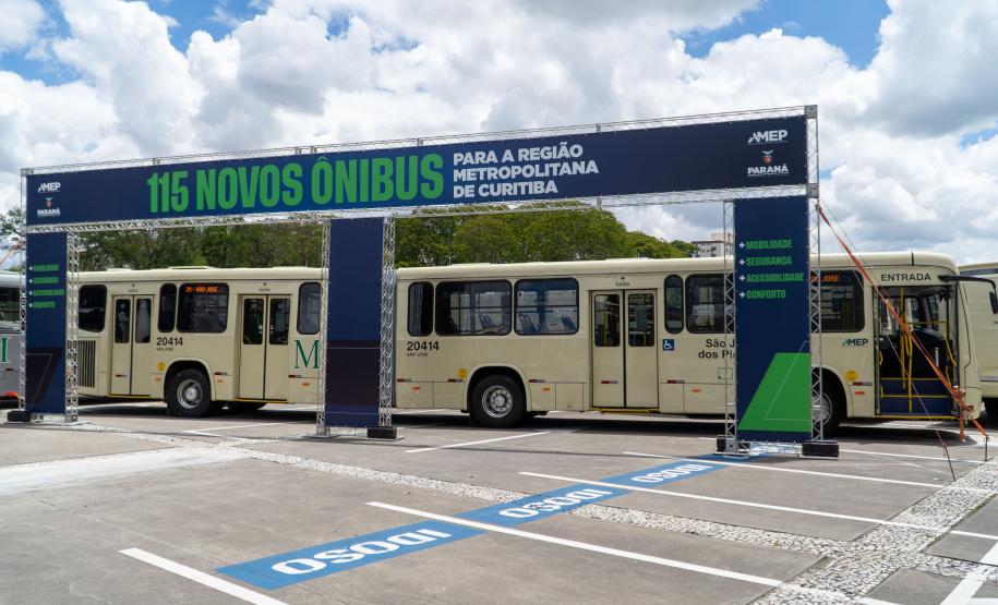 Cidades da Região Metropolitana de Curitiba ganham 115 novos ônibus para transporte coletivo