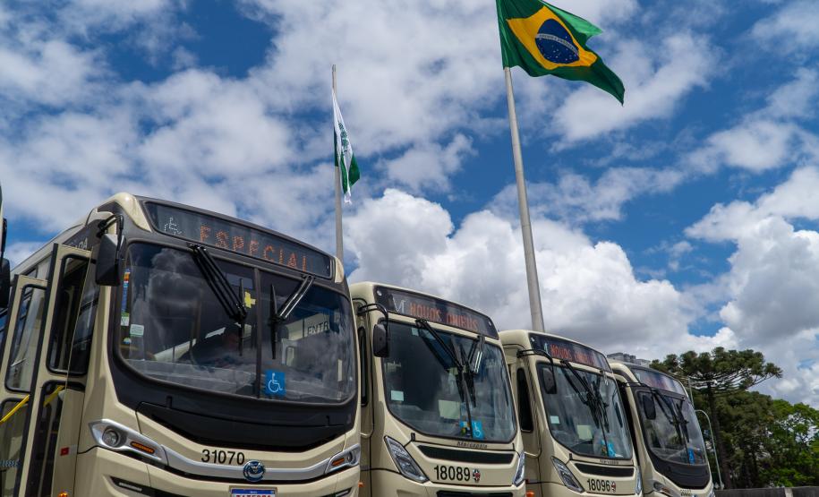 Cidades da Região Metropolitana de Curitiba ganham 115 novos ônibus para transporte coletivo