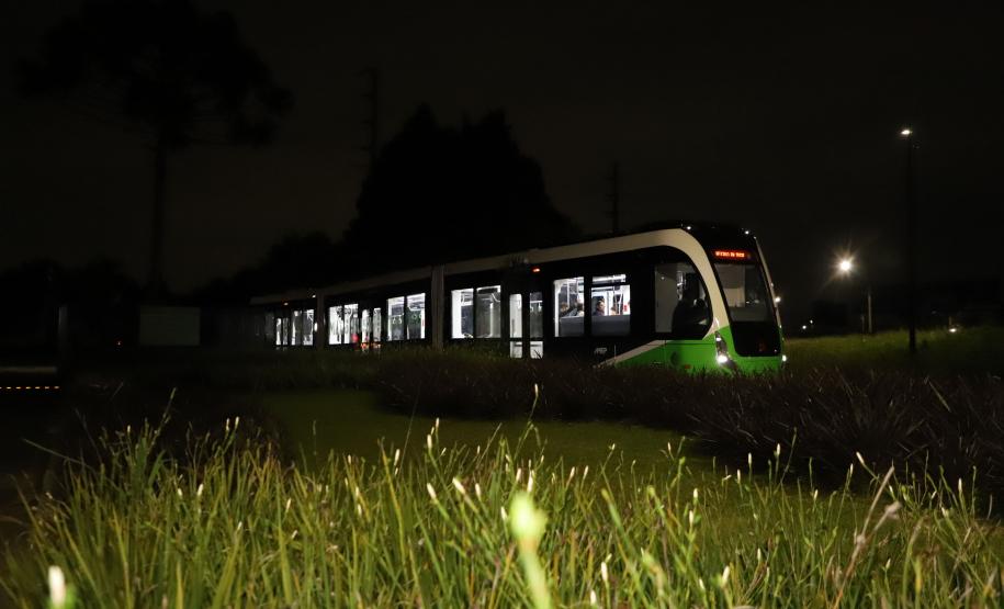 BUD chega a Piraquara para fase final de testes; operação com passageiros inicia em dezembro