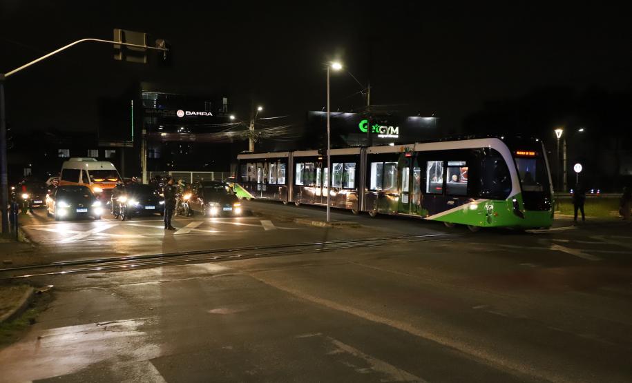 BUD chega a Piraquara para fase final de testes; operação com passageiros inicia em dezembro