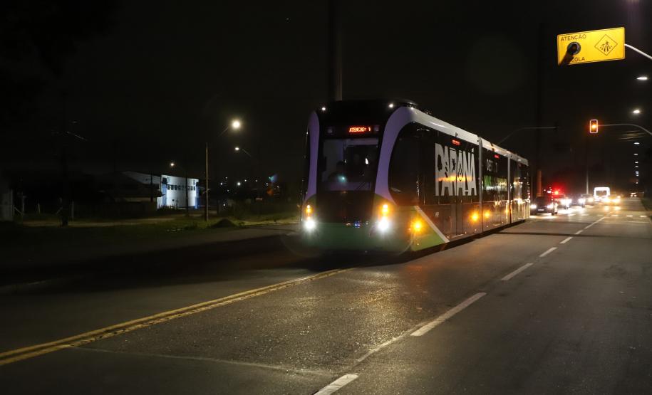 BUD chega a Piraquara para fase final de testes; operação com passageiros inicia em dezembro