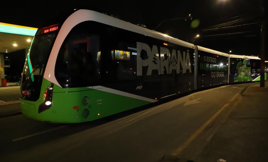 BUD chega a Piraquara para fase final de testes; operação com passageiros inicia em dezembro