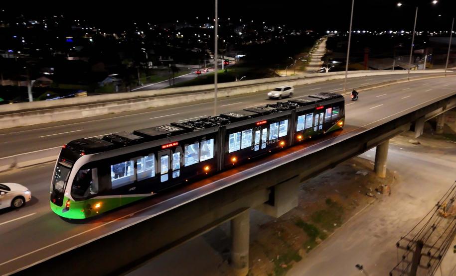 BUD chega a Piraquara para fase final de testes; operação com passageiros inicia em dezembro