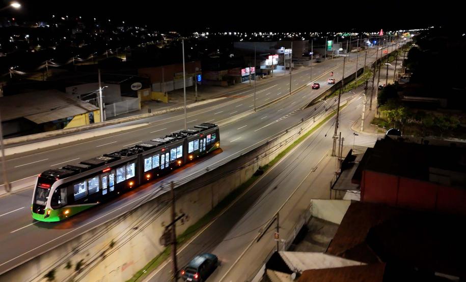 BUD chega a Piraquara para fase final de testes; operação com passageiros inicia em dezembro