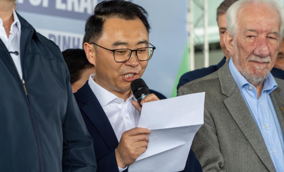 Primeiro na América do Sul: Bonde Urbano Digital começa a operar entre Pinhais e Piraquara